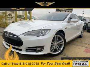 2013 Tesla Model S sedan (CALL 818-918-3058 FOR AVAILABILITY) $32999
