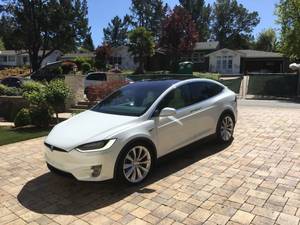 2016 Tesla Model X P90D //7 PASSENGER//LUDICROUS MODE//MSRP:$179K// (call/text Andrew @ 778-554-8895) $99888