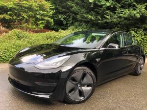 2018 Tesla Model 3 4WD w/only 5k miles! (snohomish) $47700