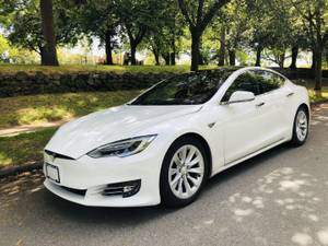 2016 Tesla S 70D, LOCAL, NO ACCIDENT, ONLY 30K KM (Contact Ash 604-700-6264) $75900
