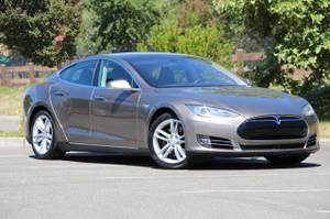 2015 Tesla Model S Silver SEE IT TODAY! (dublin / pleasanton / livermore)