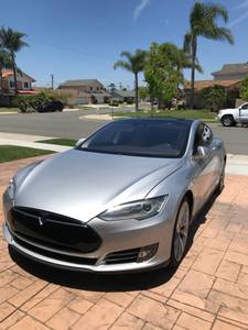 2015 Tesla P85D (Fountain Valley) $53000