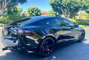 Tesla P100DL (Newport Beach) $79450
