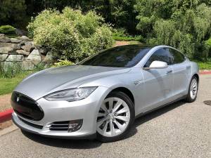 2015 Tesla Model S 90D AWD 4dr Liftback CALL NOW FOR AVAILABILITY! (+ Mudarri Motorsports Co) $50999