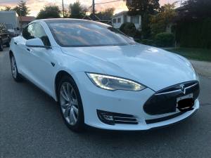 2014 Tesla Model S 85 under Tesla Warranty (Richmond) $63000