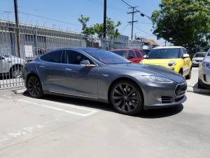 2014 Tesla Model S60 – CPO still (anaheim hills) $32500