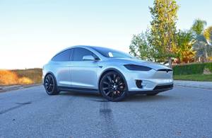 Cleanest Tesla Model X on the street!  90D w/low miles! (Winchester) $71999