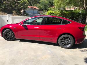 2018 Tesla Model 3 Mid Range (West Valley) $44000