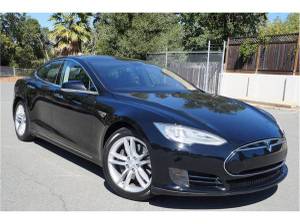 2013 Tesla Model S Base 4dr Liftback (85 kWh) (+ Calidad Motors) $37888