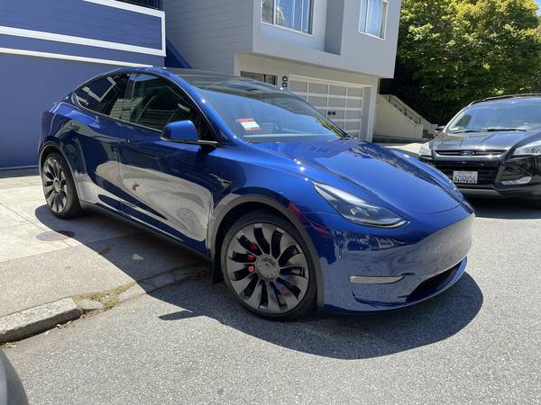 Tesla Model Y Performance 2021, ~5000 miles – Better Than New