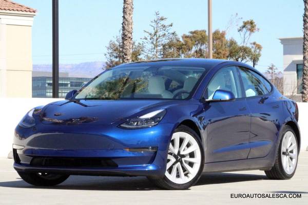 2021 Tesla Model 3 Standard Range Plus 4dr Sedan – We Finance !!!