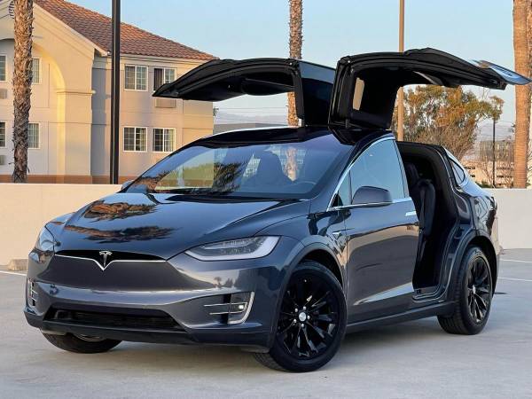 2019 Tesla Model X Long Range AWD 4dr SUV – We Finance !!!