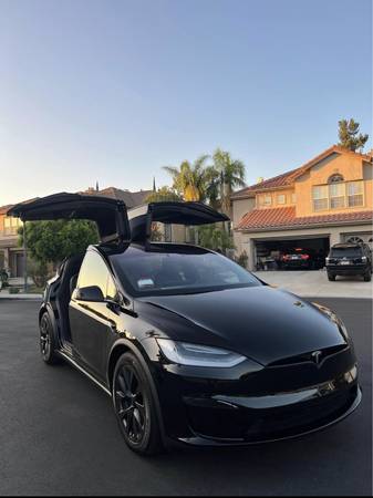 2022 Tesla Model X Long Range