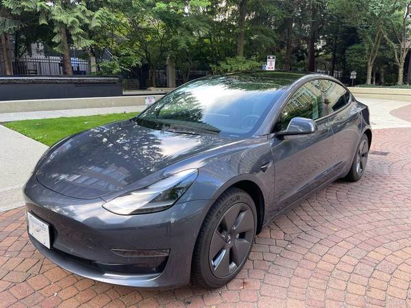 2022 Tesla model 3
